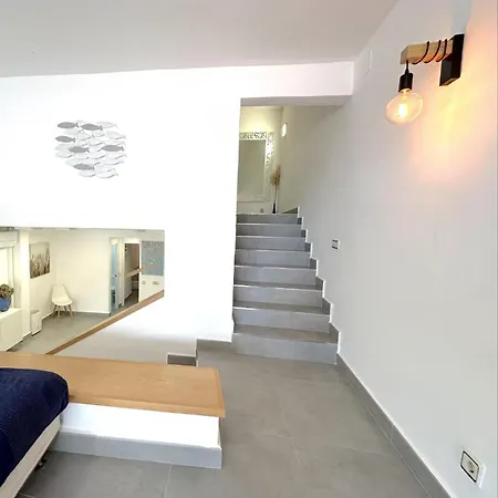 Hébergement de vacances Lets Holidays House In Cala Salions *